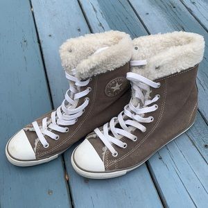 Converse Winter Boots Women size 7